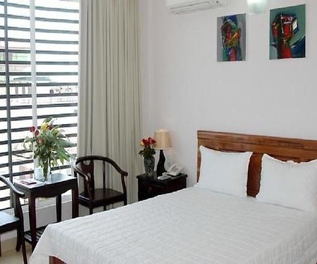 Hoa Dong Duong Hotel Ho Chi Minh-stad Buitenkant foto